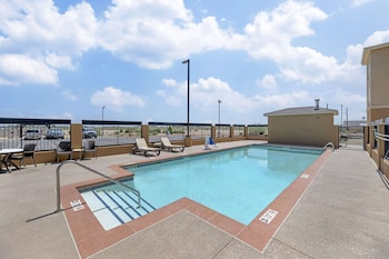 quality inn and suites carlsbad caverns area