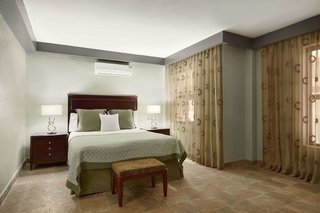 Hawthorn Suites By Wyndham Abuja,Federal Capital Territory>>Abuja,4 star