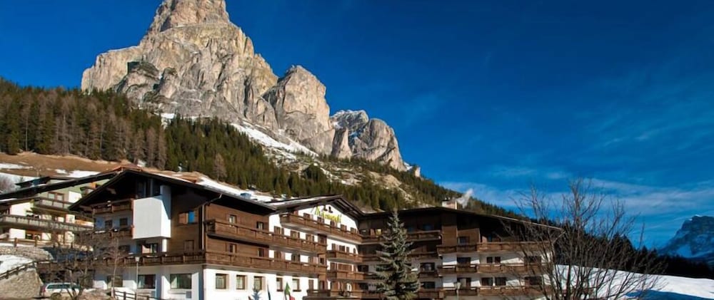 hotel miramonti corvara