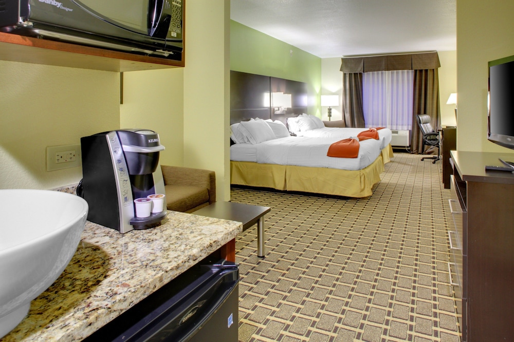 holiday inn express hotel and suites cross lanes by ihg