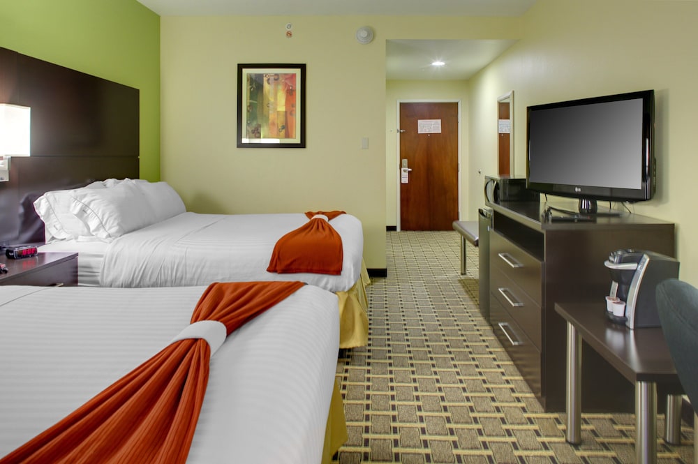 holiday inn express hotel and suites cross lanes by ihg