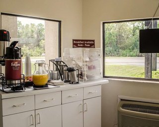 Econo Lodge Crystal River,Crystal River>>Crestview,2 star