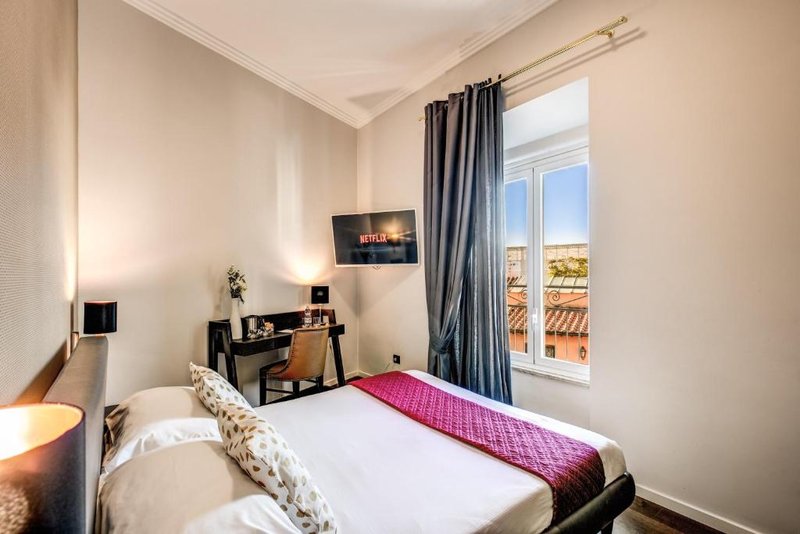 piccola navona roof garden