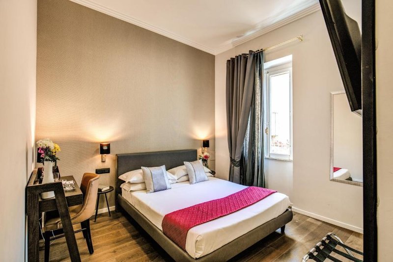 piccola navona roof garden