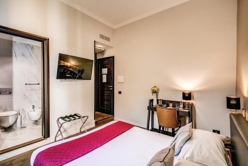 piccola navona roof garden