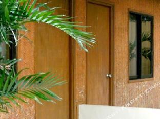 Canoe Beach Resort,Subic>>San Antonio,2.5 star
