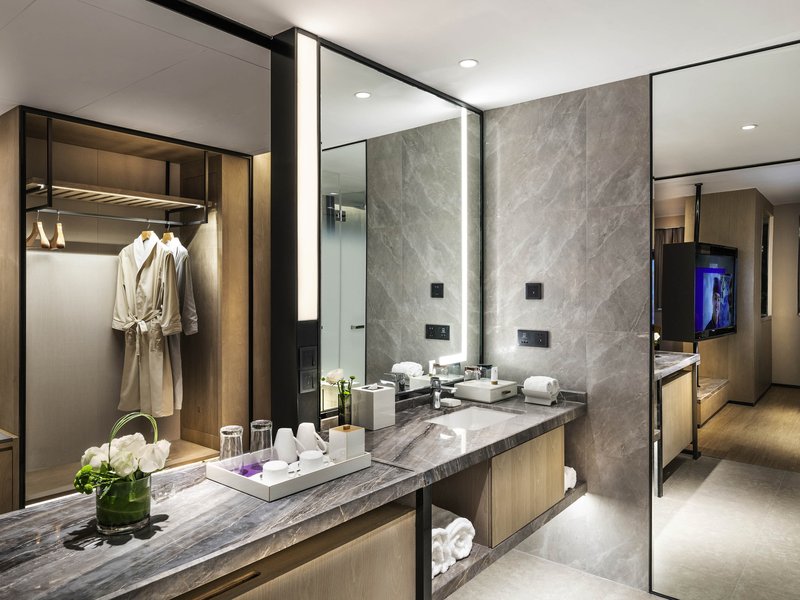 grand mercure wuhan qiaokou