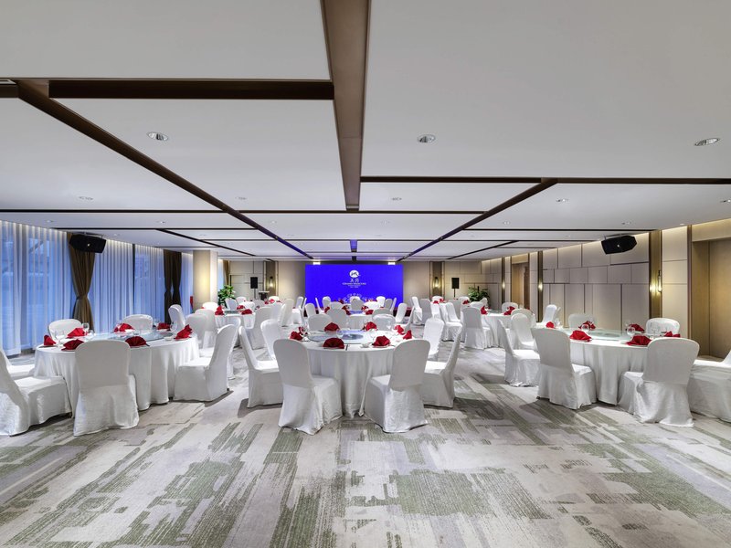 grand mercure wuhan qiaokou