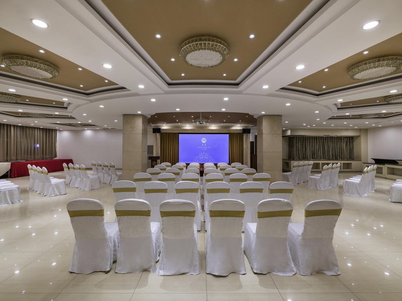 grand mercure wuhan qiaokou