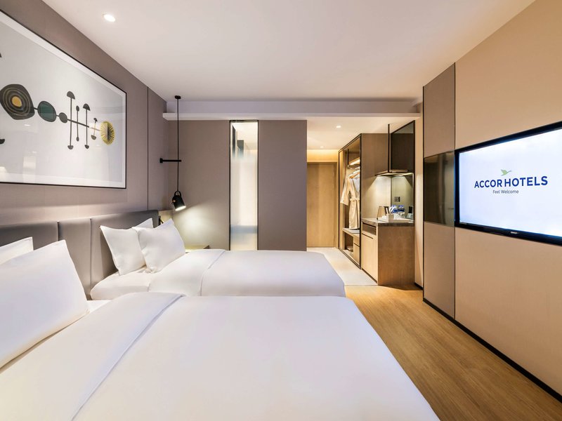 grand mercure wuhan qiaokou