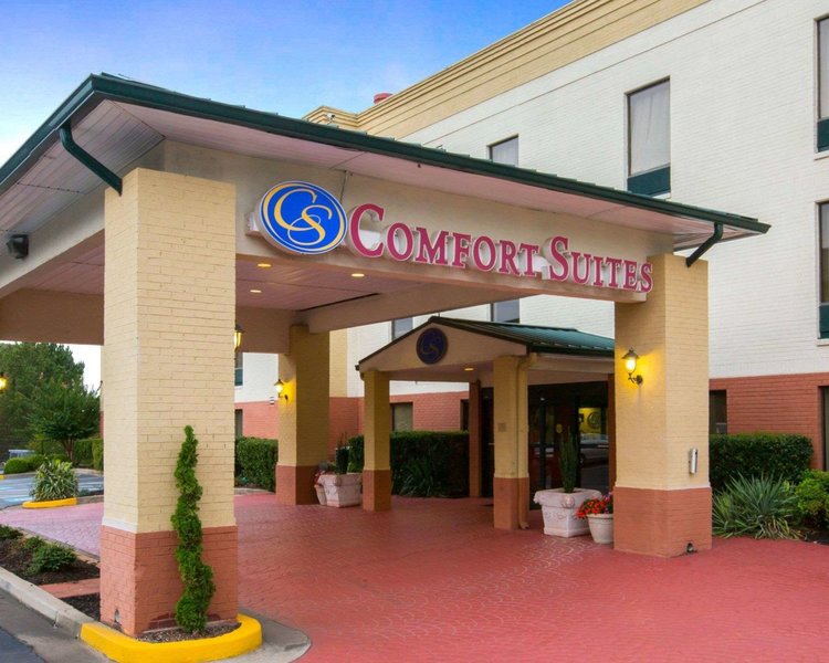 Comfort Suites (Cumming)