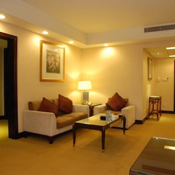 kande club hotel