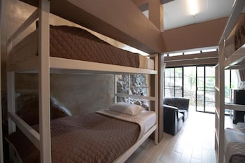 maesa greenery hill by zuzu