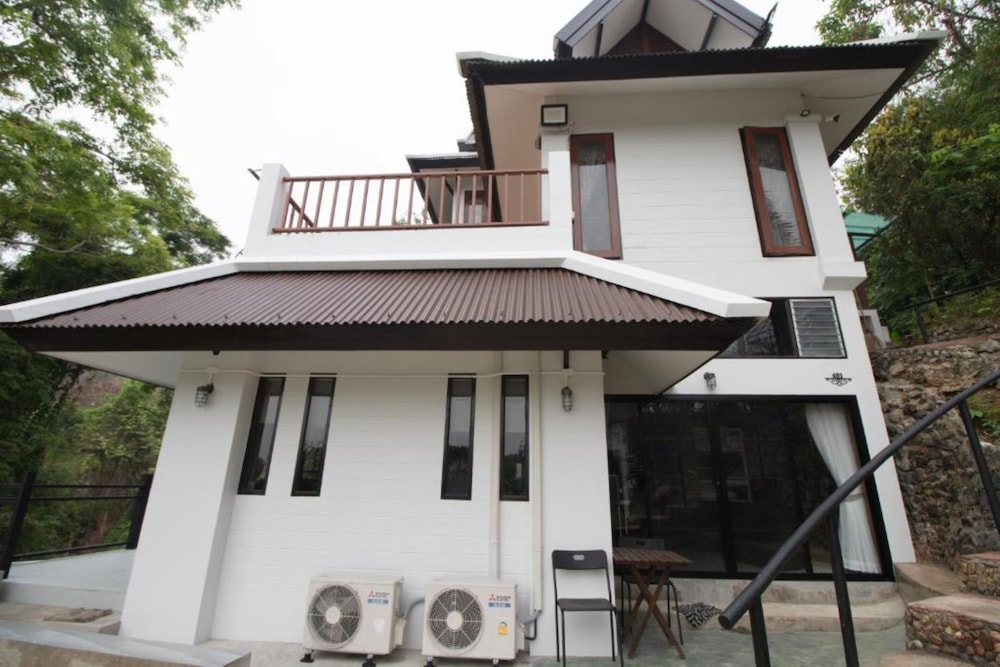 maesa greenery hill by zuzu