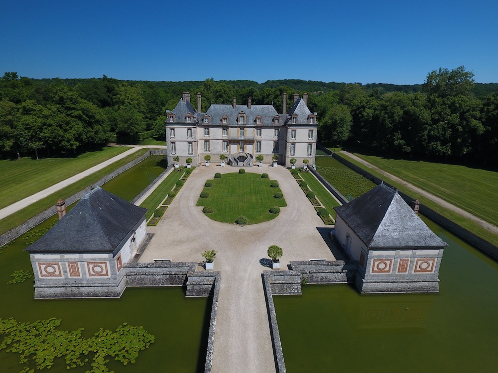 chateau de bourron