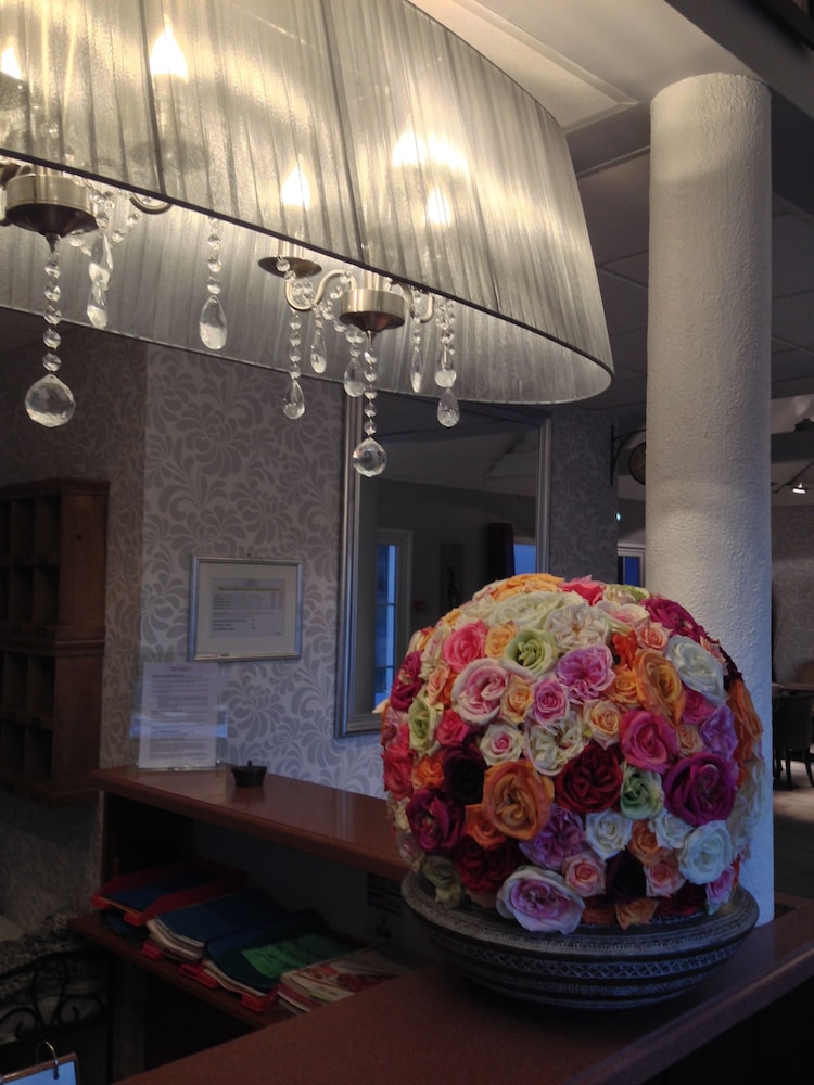hotel hapy
