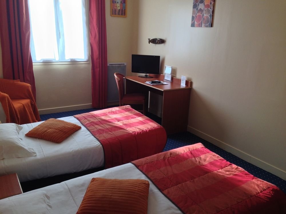 Hotel Hapy,Dreux>>Chartres,3 star