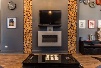 mccormick place guest house