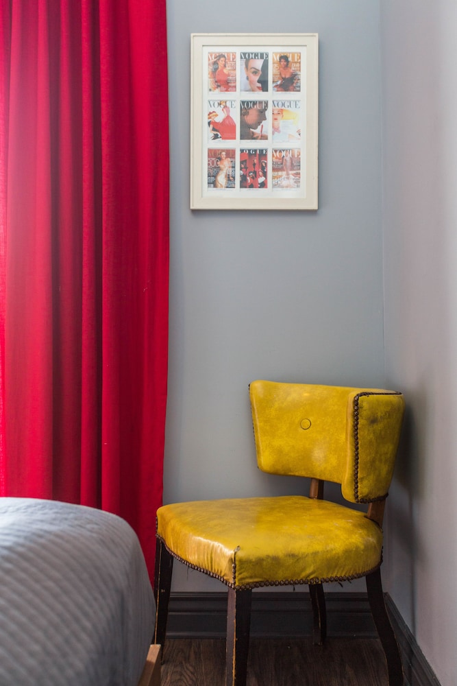 mccormick place guest house