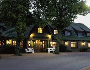 Flair Hotel Neeth,Lehmkuhlen>>Kiel,4 star