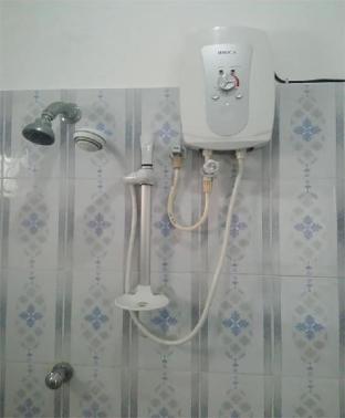 randi guest house mirissa beach