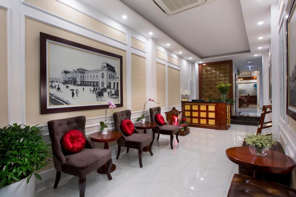 antique angel hotel