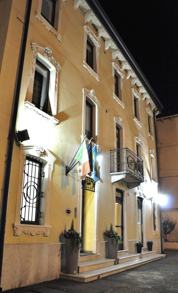 albergo fontana