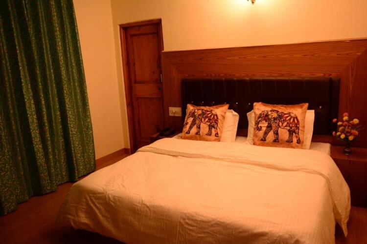 hotel ambika bliss manali