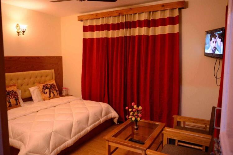 hotel ambika bliss manali