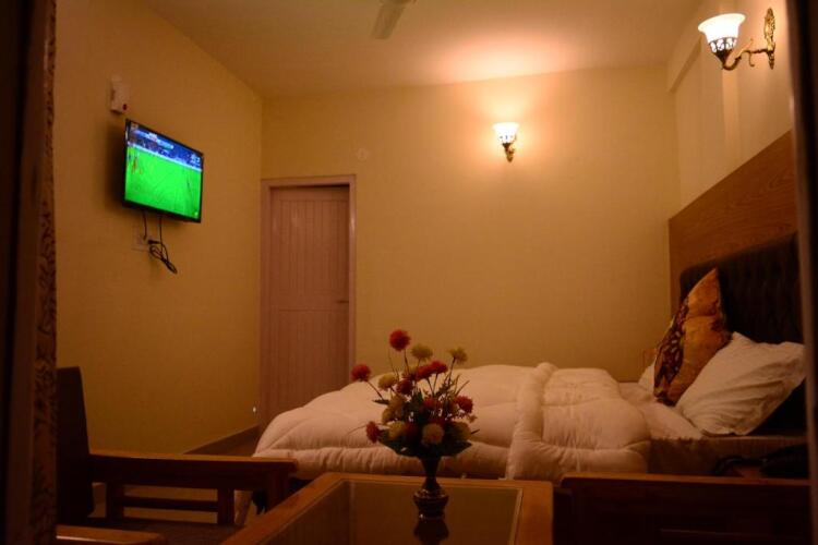 hotel ambika bliss manali