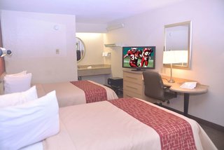 red roof inn baton rouge