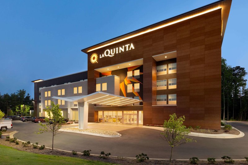 La Quinta Inn & Suites By Wyndham Rock Hill