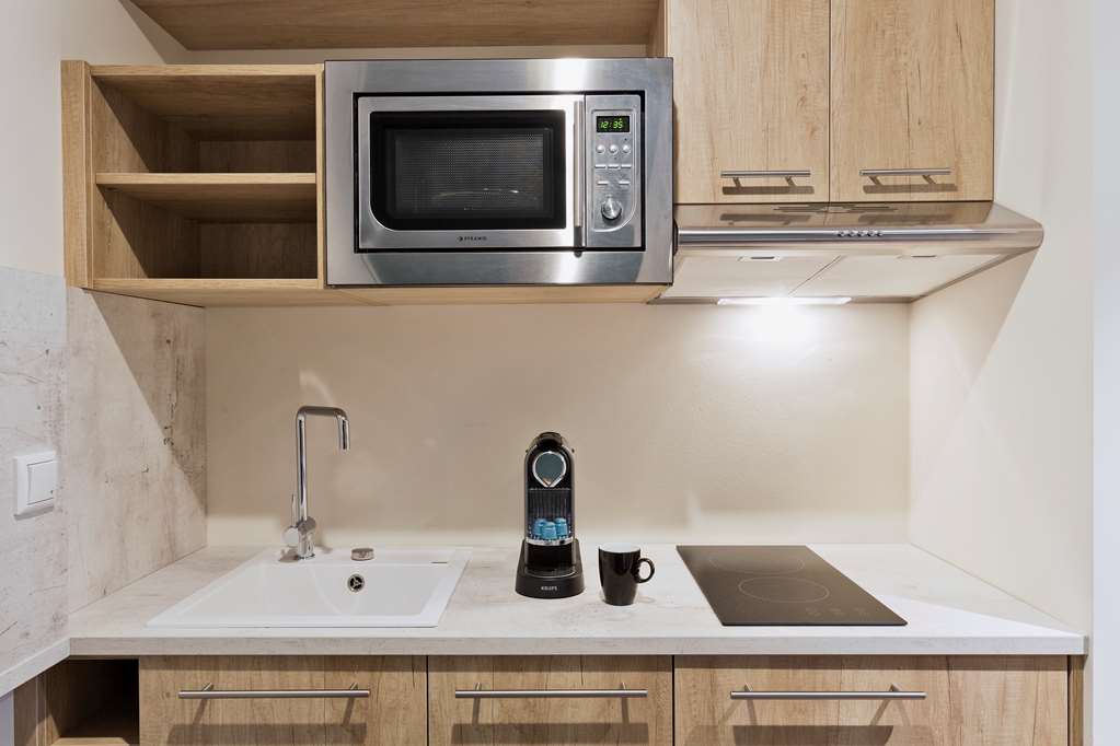 stellaris apartment hotel