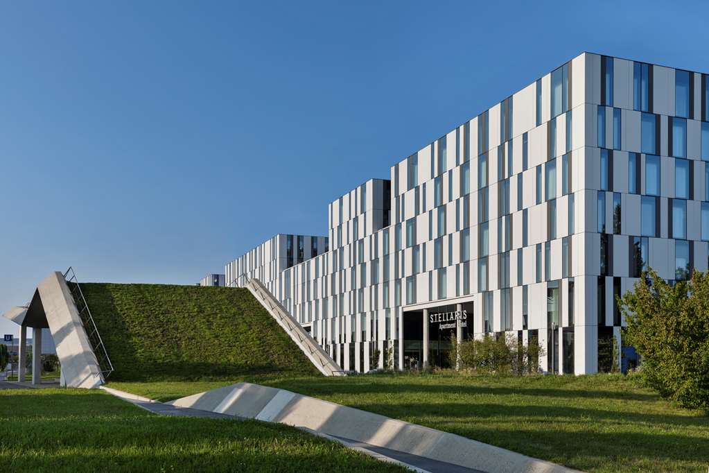 stellaris apartment hotel