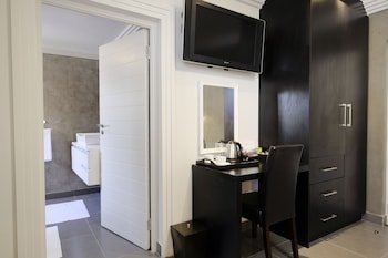 villa moyal