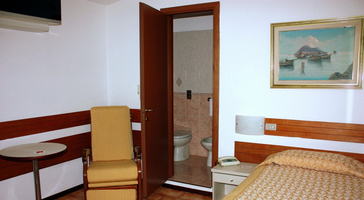 Piccolo Hotel,Milan>>Lombardy,3 star