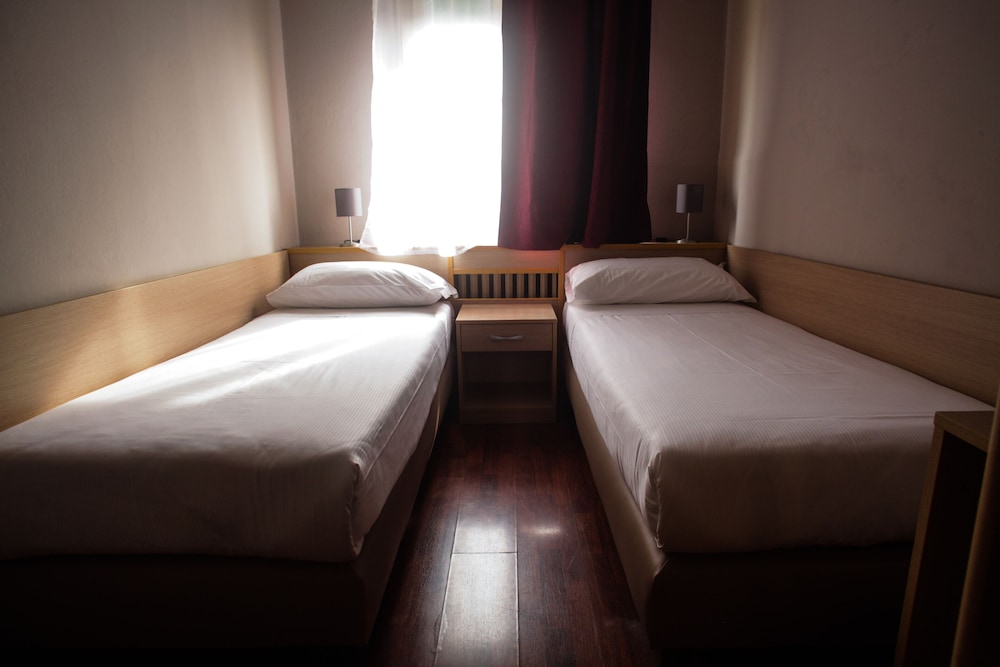 hotel di porta romana