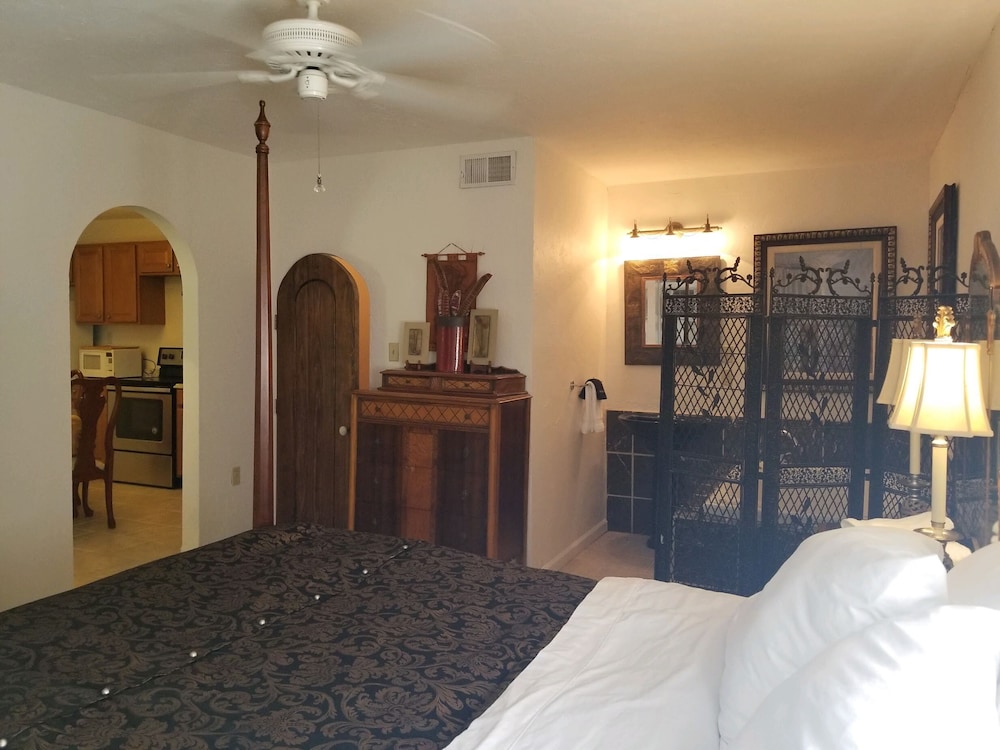 lily creek lodge