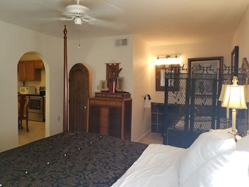 lily creek lodge