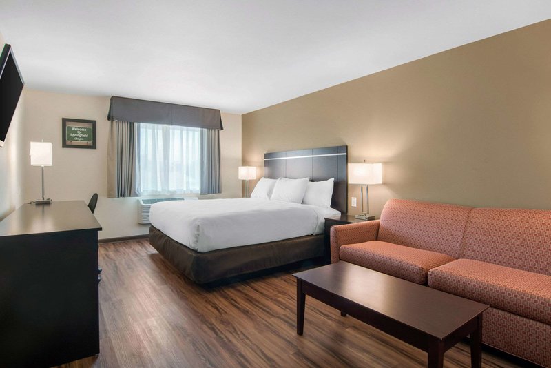 econo lodge inn and suites