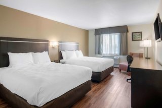 econo lodge inn and suites