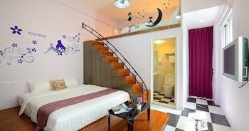 jumping hostel
