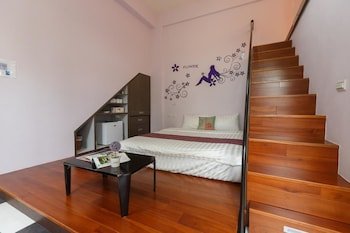 jumping hostel