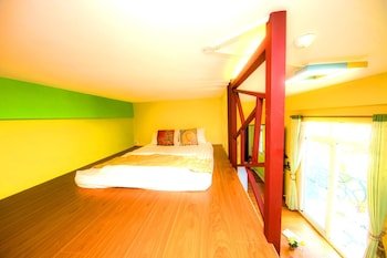jumping hostel