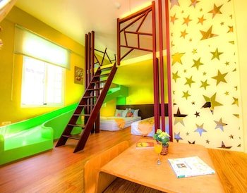 jumping hostel