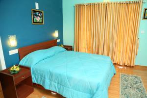 Munnar Blue Mist,Devikolam>>Anachal,4 star