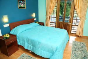 Munnar Blue Mist,Devikolam>>Anachal,4 star
