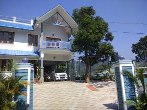 Munnar Blue Mist,Devikolam>>Anachal,4 star