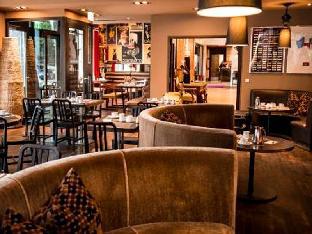 adina apartment hotel berlin checkpoint charlie