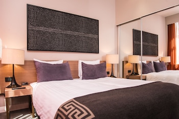 adina apartment hotel berlin checkpoint charlie